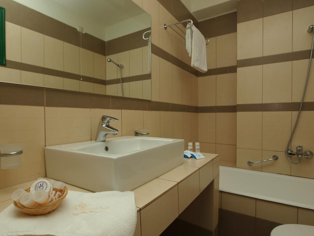 Skiathos Club Hotel & Suites فاسيلياس المظهر الخارجي الصورة