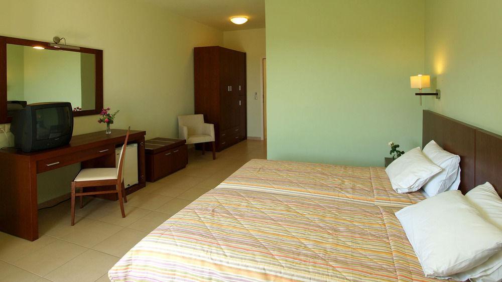 Skiathos Club Hotel & Suites فاسيلياس المظهر الخارجي الصورة