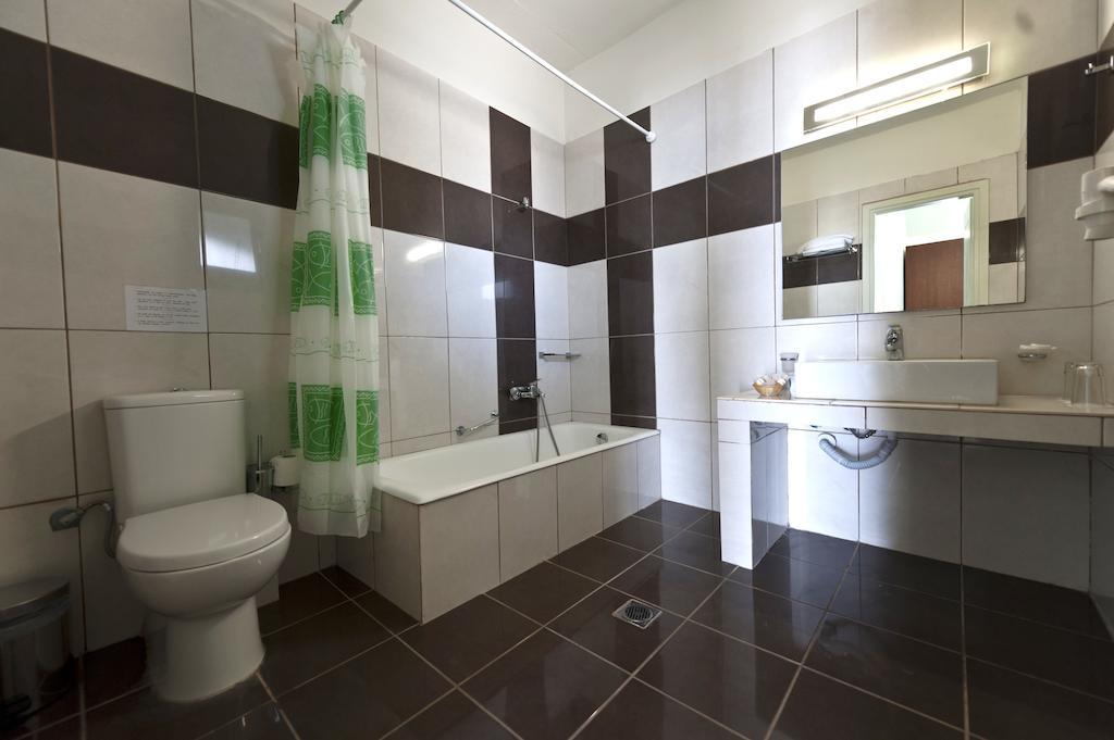 Skiathos Club Hotel & Suites فاسيلياس المظهر الخارجي الصورة